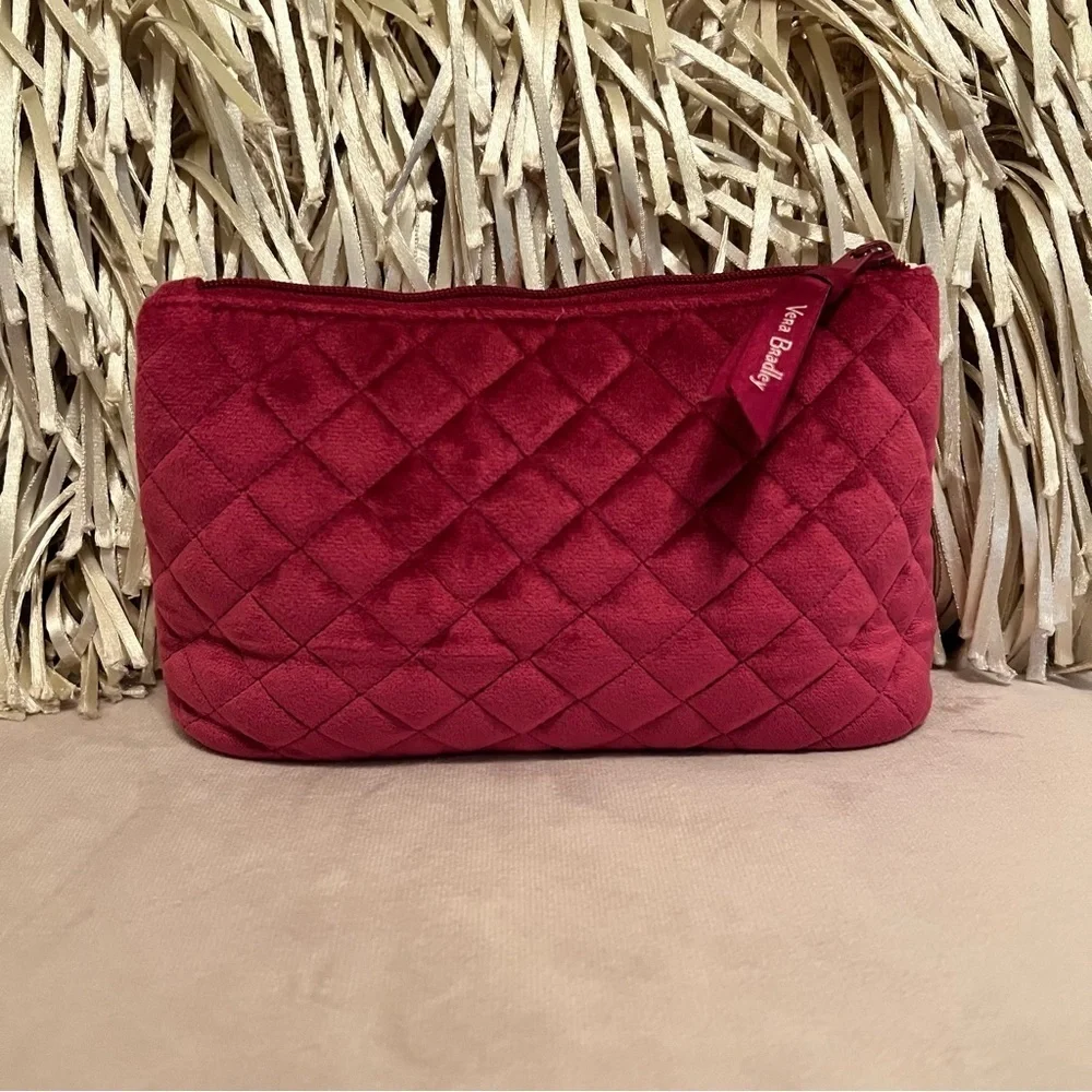 VERA BRADLEY Majestic Magenta Velvet Makeup Cosmetic Organizer Travel Bag Zipper